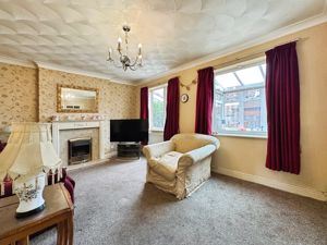 Living Room - click for photo gallery
